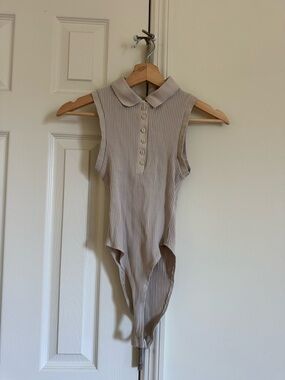 🐪RIBBED ZARA COLLAR BODYSUIT🐪